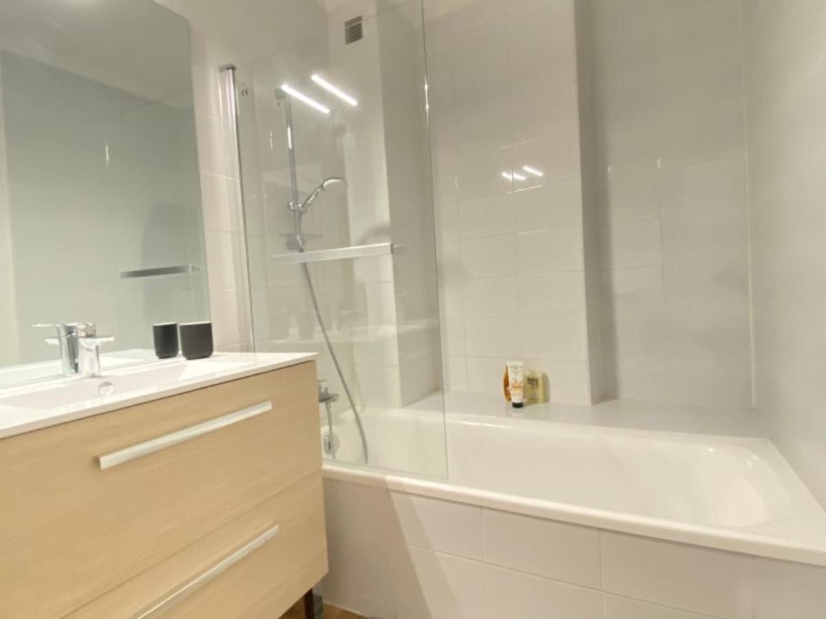 Charmant T3 Renove En Centre-Ville D'Annecy Avec Balcon, Ascenseur Et Parking Prive - Fr-1-432-83 المظهر الخارجي الصورة